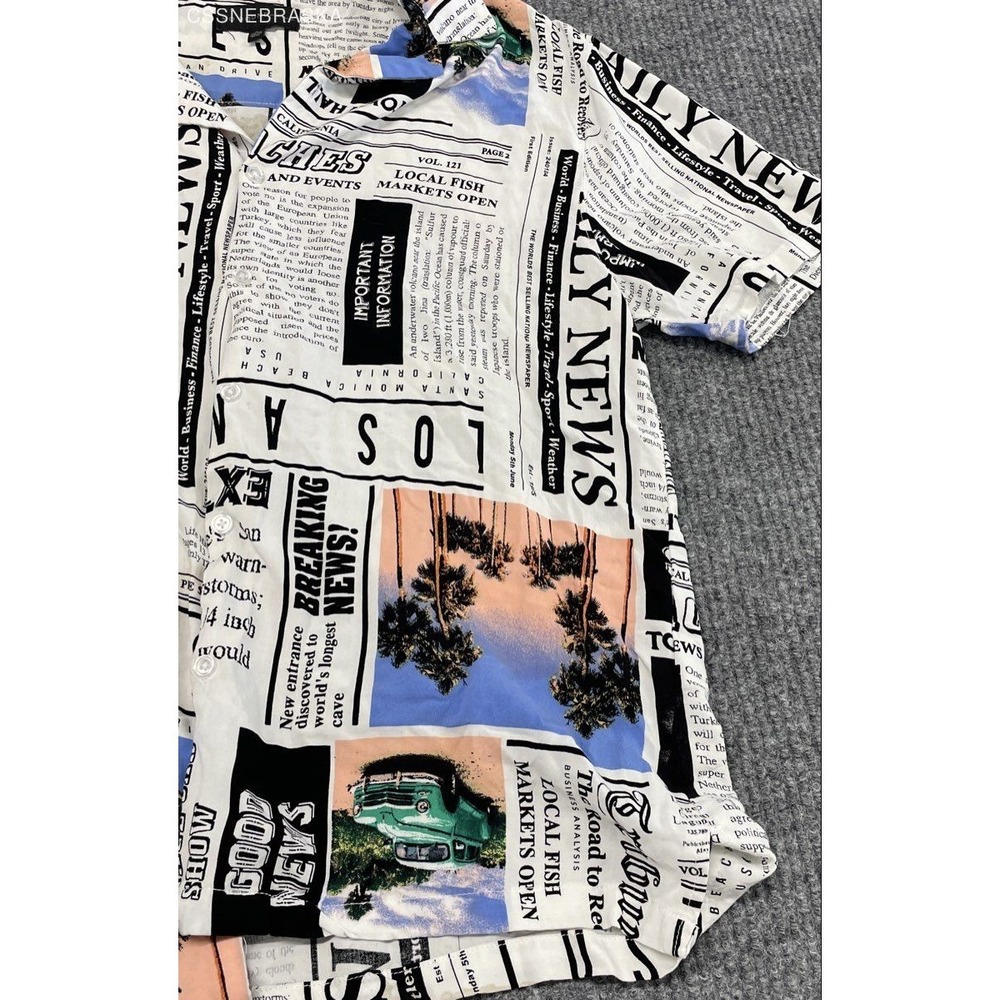No Boundaries Men's Newspaper Print Rayon Button Down Shirt Palm Tree Car Sz M - Picture 4 of 10